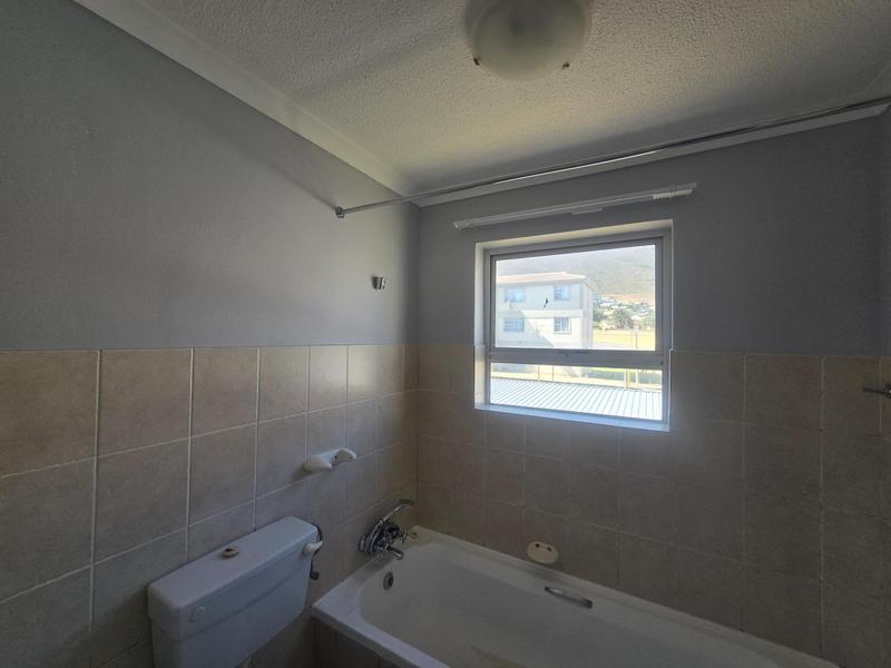 To Let 2 Bedroom Property for Rent in Anchorage Park Western Cape